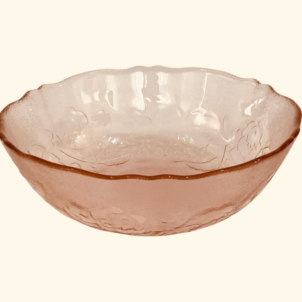 Vintage ARCOROC France Rosa Pink Glass Cereal Salad Bowl Rosés 6"